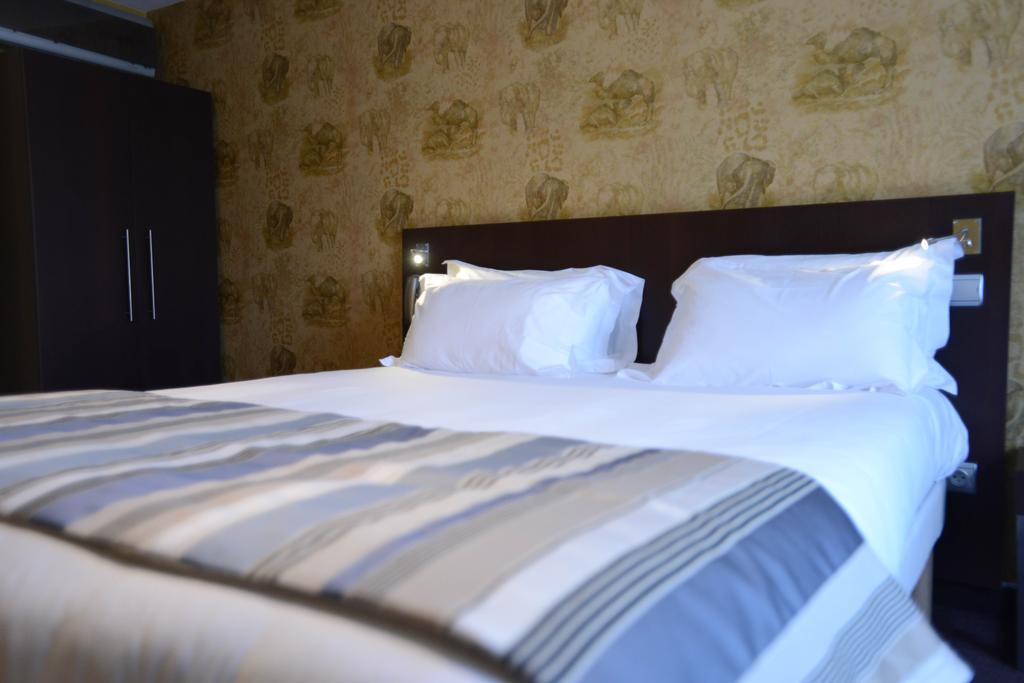 Hotel Des Archives París Habitación foto